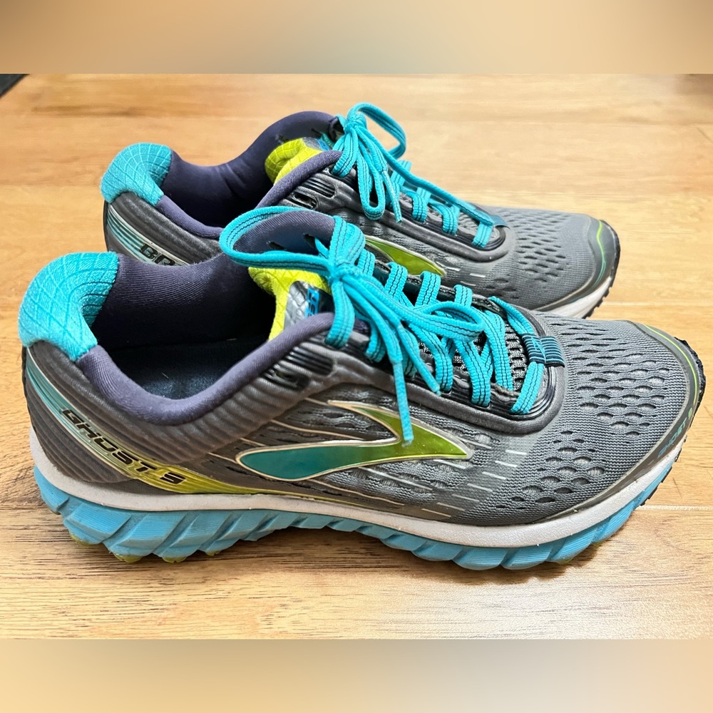 Brooks dna women’s running 6.5 shoes Ghost 9